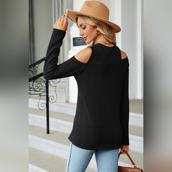 Women's Black Round Neck Cold Shoulder T-Shirt Top - Picture 3 of 4